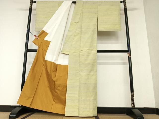 平和屋着物●紅花紬　米沢　横段文　正絹　逸品　AAAY6484zg 平和屋着物○紅花紬 米沢 横段文 正絹 逸品 AAAY6484zg - メルカリ