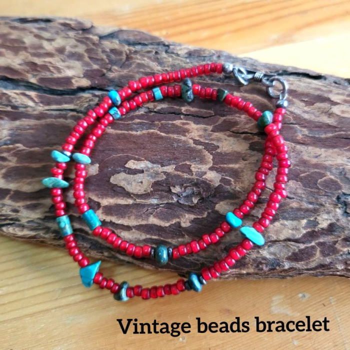 rym-256ビンテージ血赤ビーズブレスレット手首のサイズ19ｃｍの方 ネックレス ブレスレット