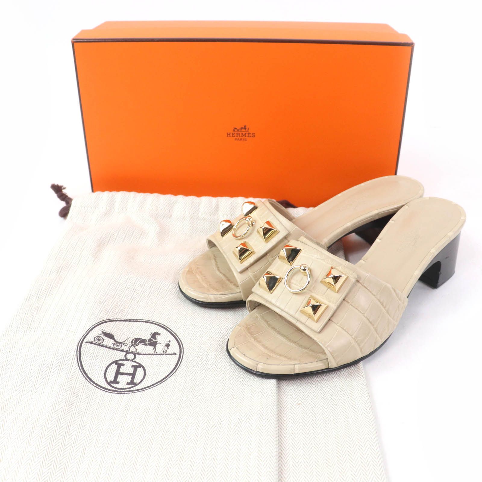 美品☆HERMES エルメス 2021年製 212029Z ゴールド金具