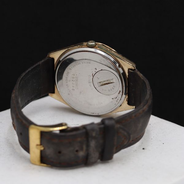 SEIKO セイコー キングクォーツ スクエア デイデイト 腕時計