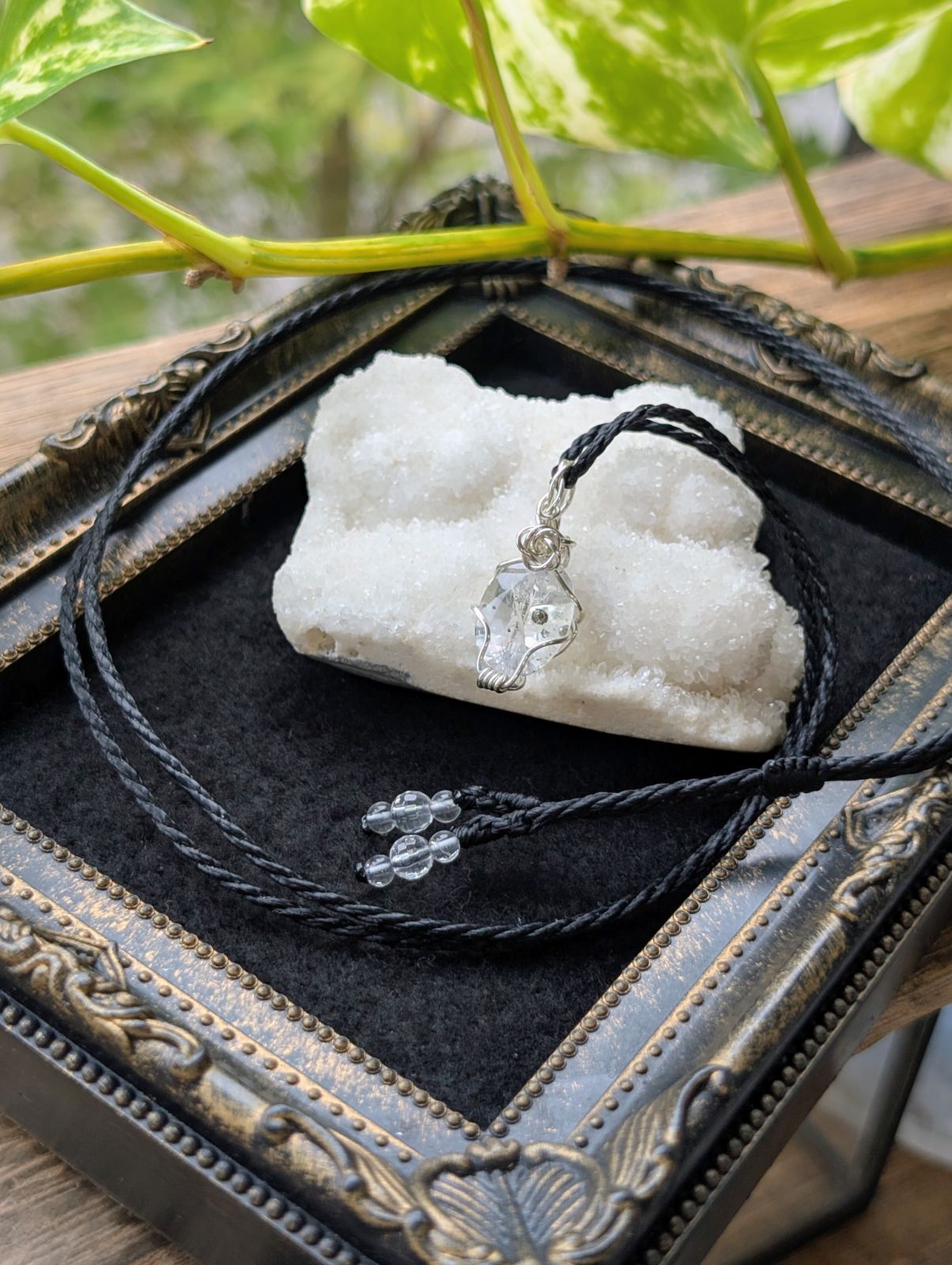 High Quality Stone ファセットカット パイライトinクォーツ ワイヤーネックレス 447