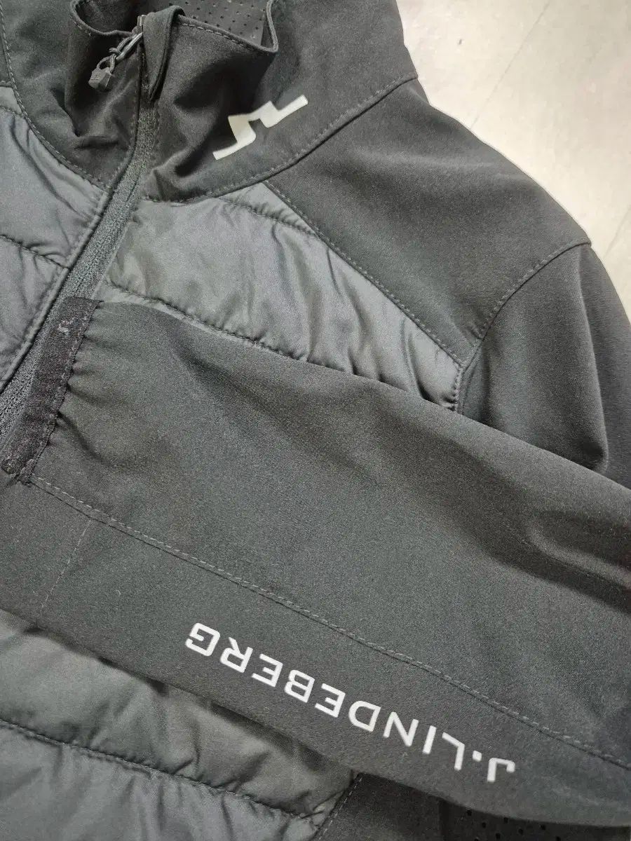 J.リンドバーグ