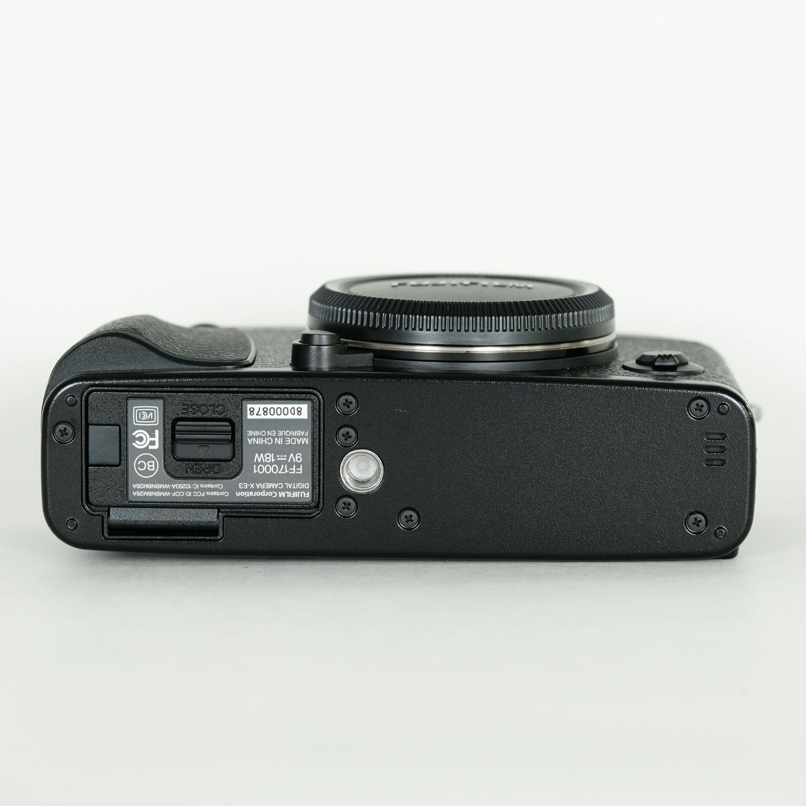 富士フイルム - シャッター回数 16回 FUJIFILM X-E3 ブラック フジフィルム EVFオンリーでOKなら、FUJIFILM X-Eシリーズがいいかも。｜記憶