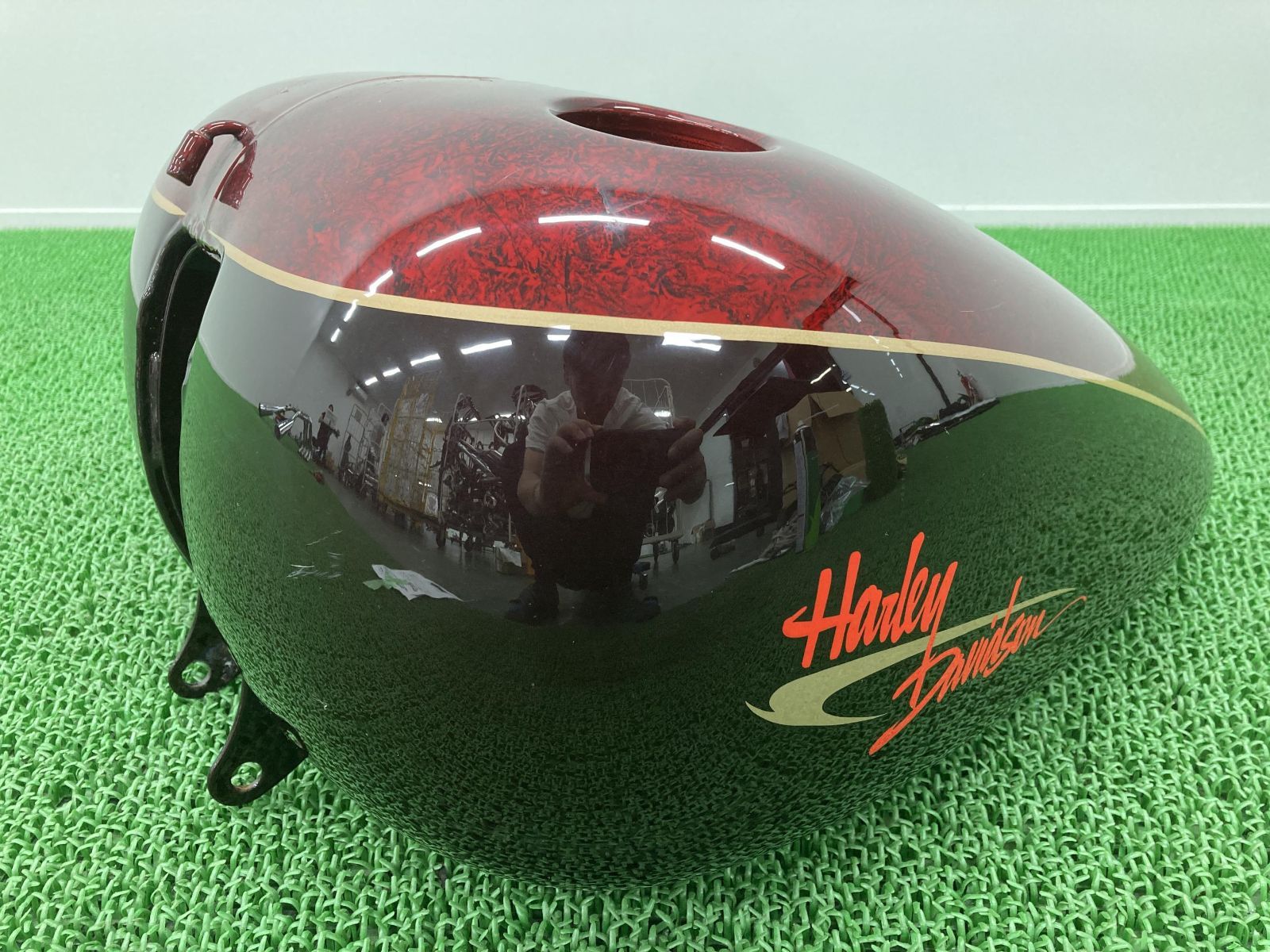 flstc 1450 ガソリンタンク　ソフテイル　ヘリテイジ　クラシック FLSTC1450 タンク 黒/ワイン 61625-01B ハーレー 純正 中古