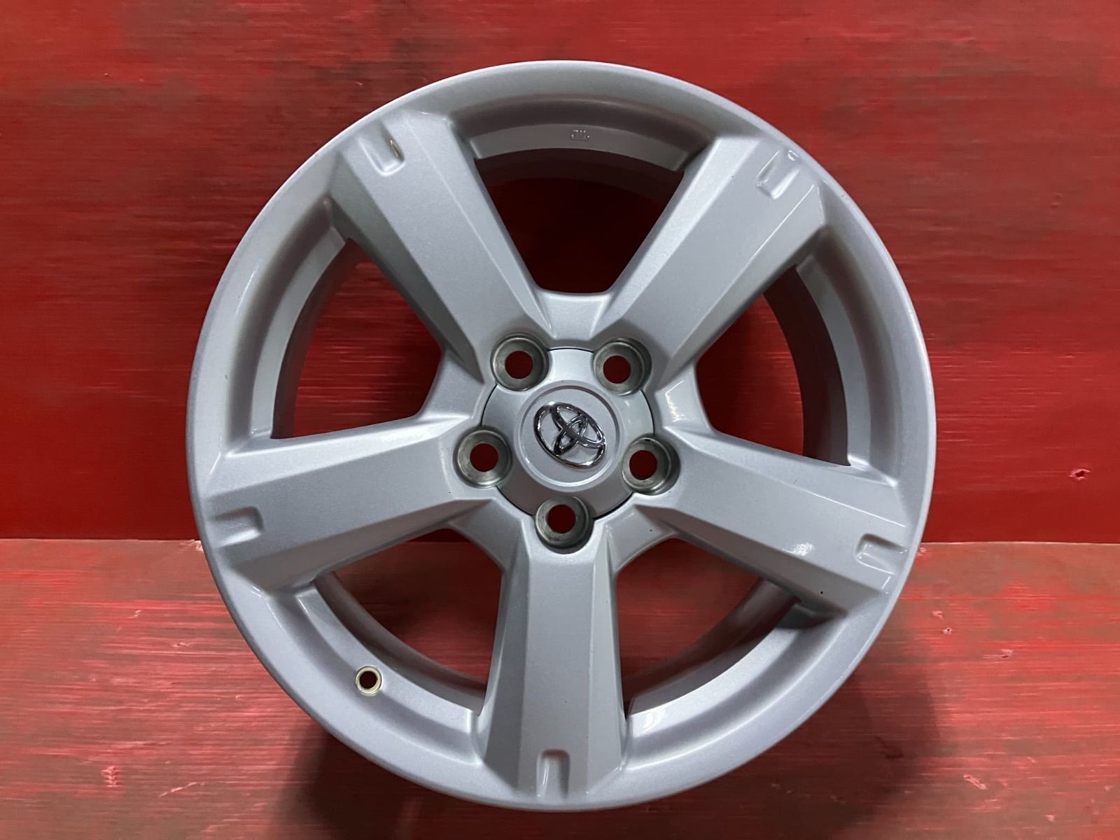 快適そうな ホイール 17x7.0 45 114.3|5H トヨタ 30系RAV4純正 4本SET