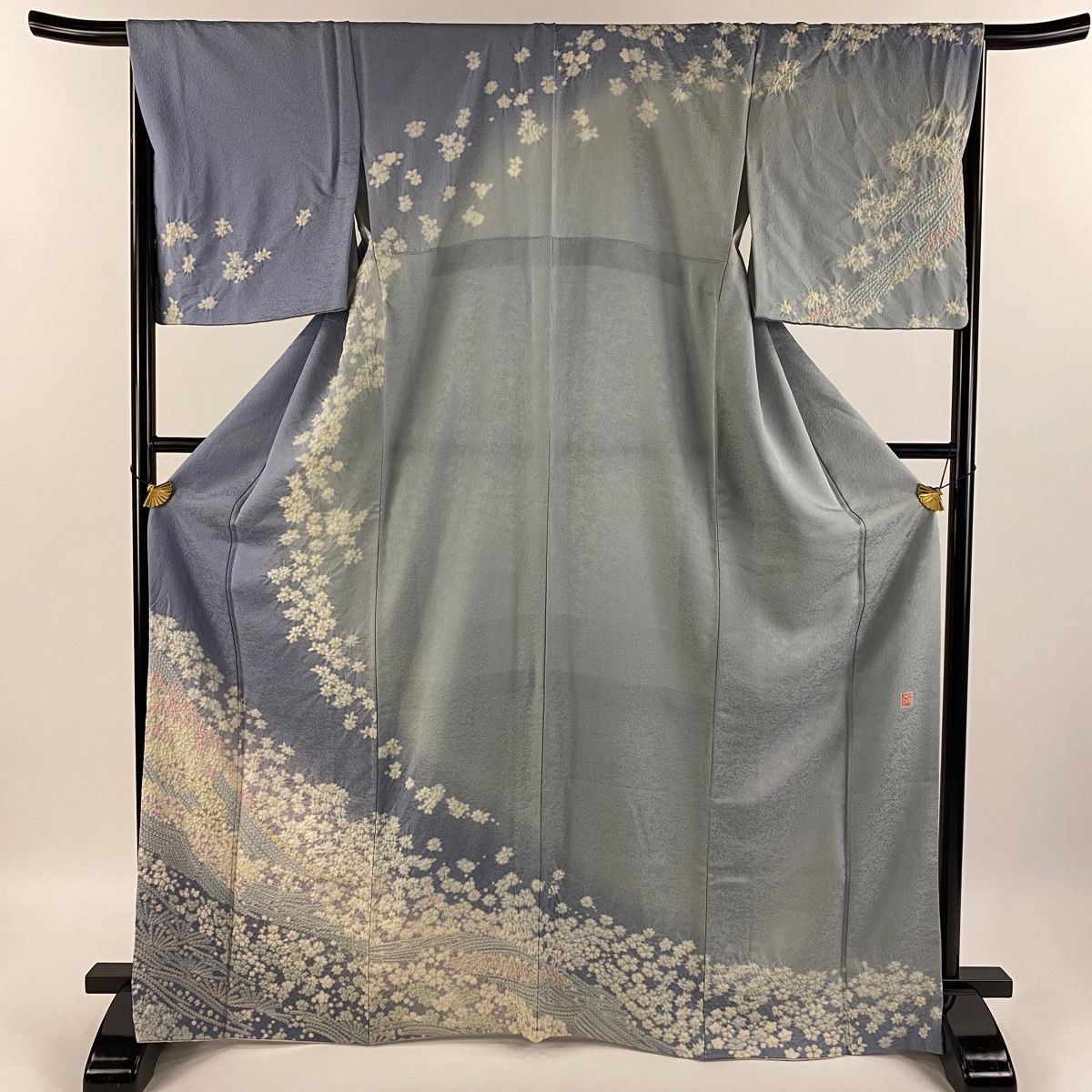 未使用品 小紋 総絞り 水色 樹木 身丈157cm 裄丈64cm 袷 お洒落 小紋 身丈157.5cm 裄丈62cm S 袷 吉澤与市 紬地 草花 幾何学模様