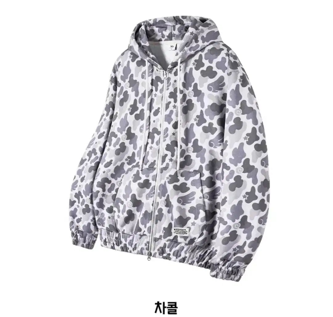 バーバリーブルーレーベル フルジップスウェットパーカー ファー