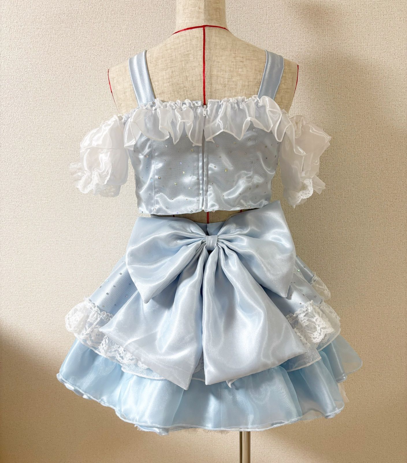 アイドル衣装?