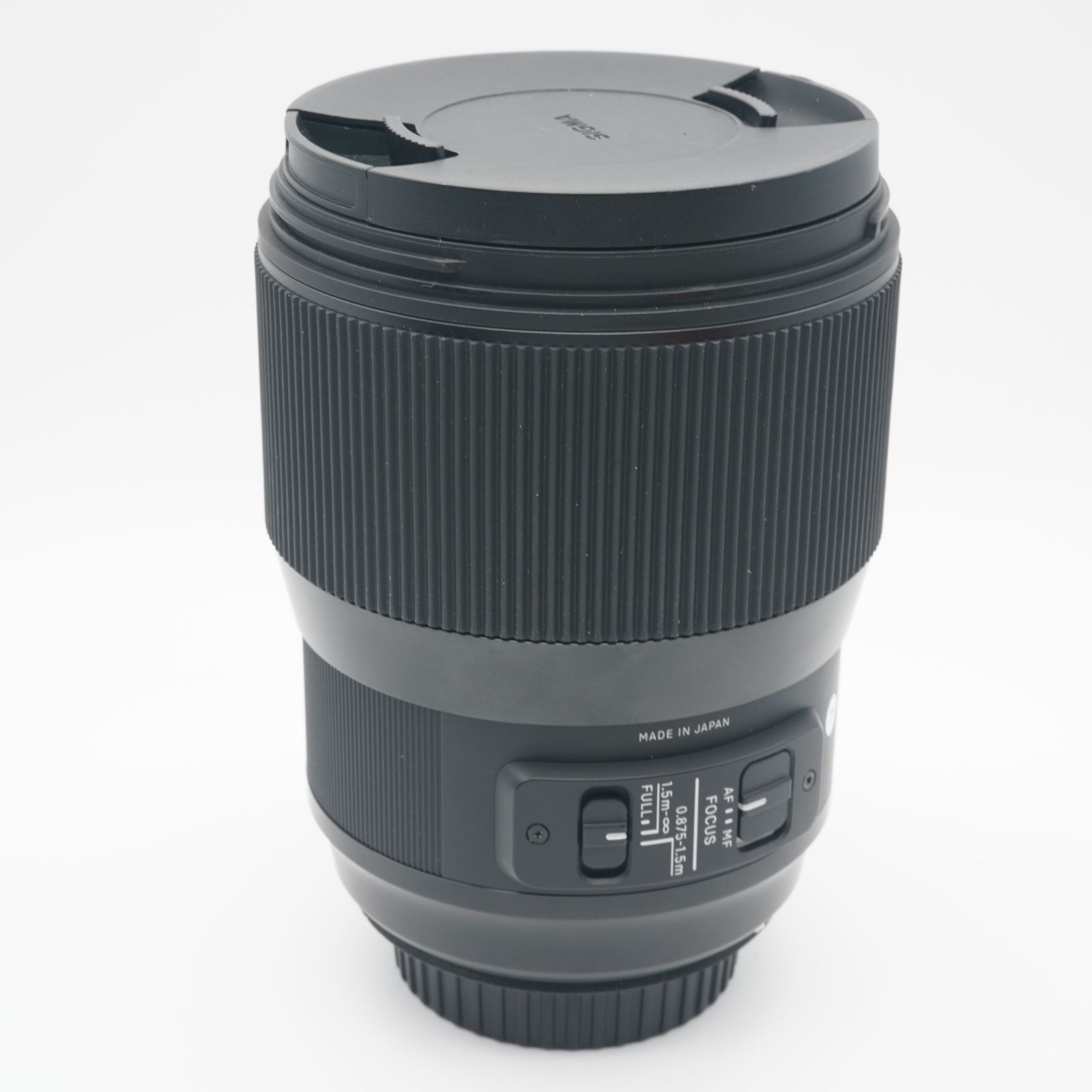 ほぼ新品 SIGMA シグマ Canon EFマウント 135mm F1.8 DG HSM Art SIGMA