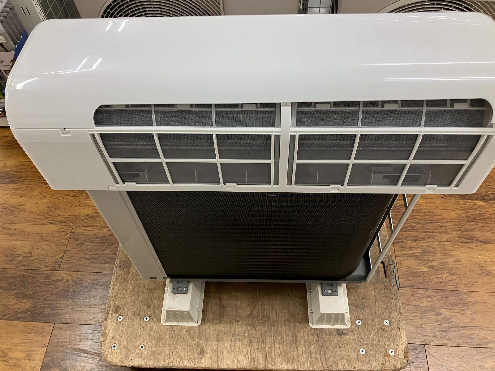 ルームエアコン 2.2kw