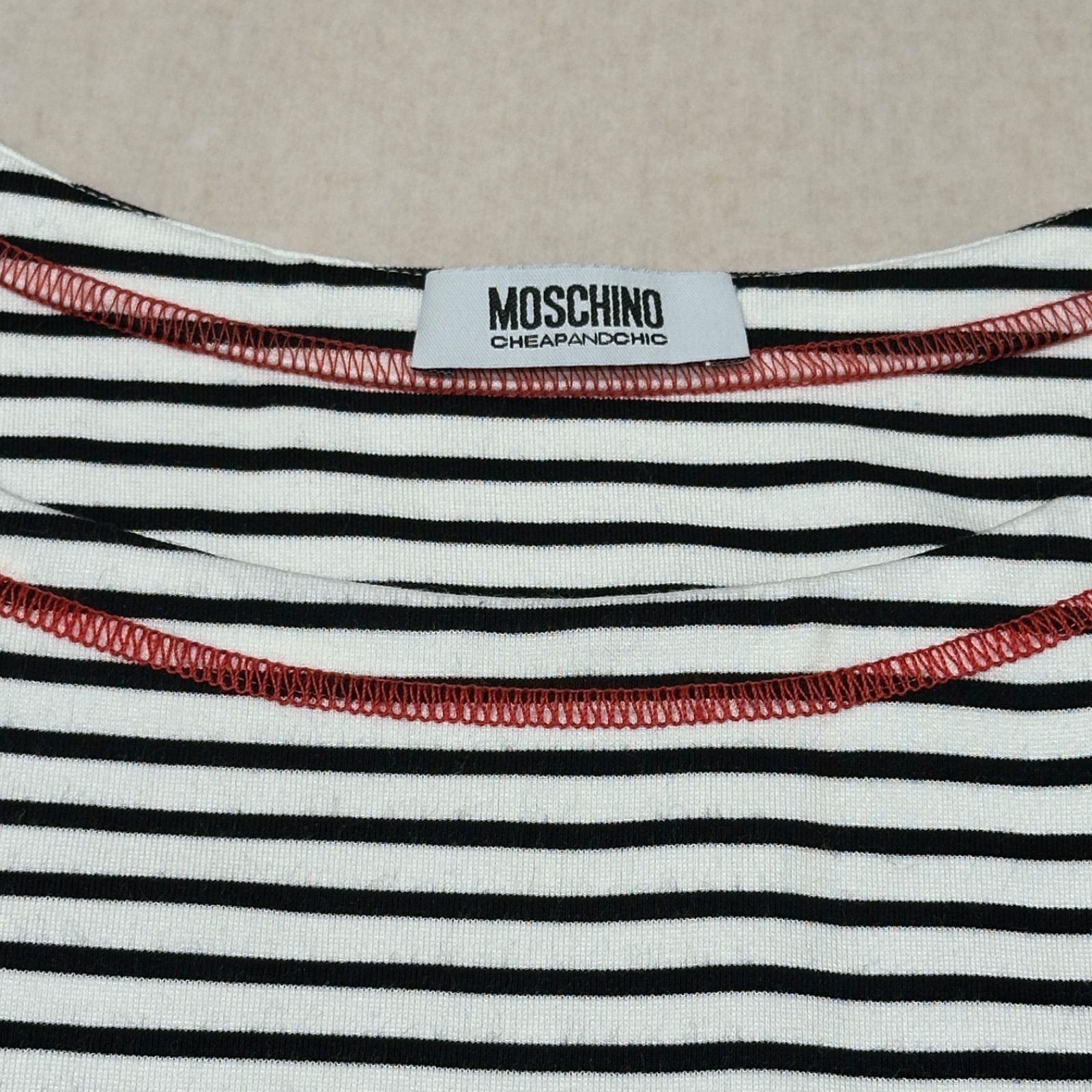 モスキーノMOSCHINOボーダー柄 半袖ワンピース 白 #40 新品モスキーノMOSCHINOボーダー柄 半袖ワンピース 白 #40