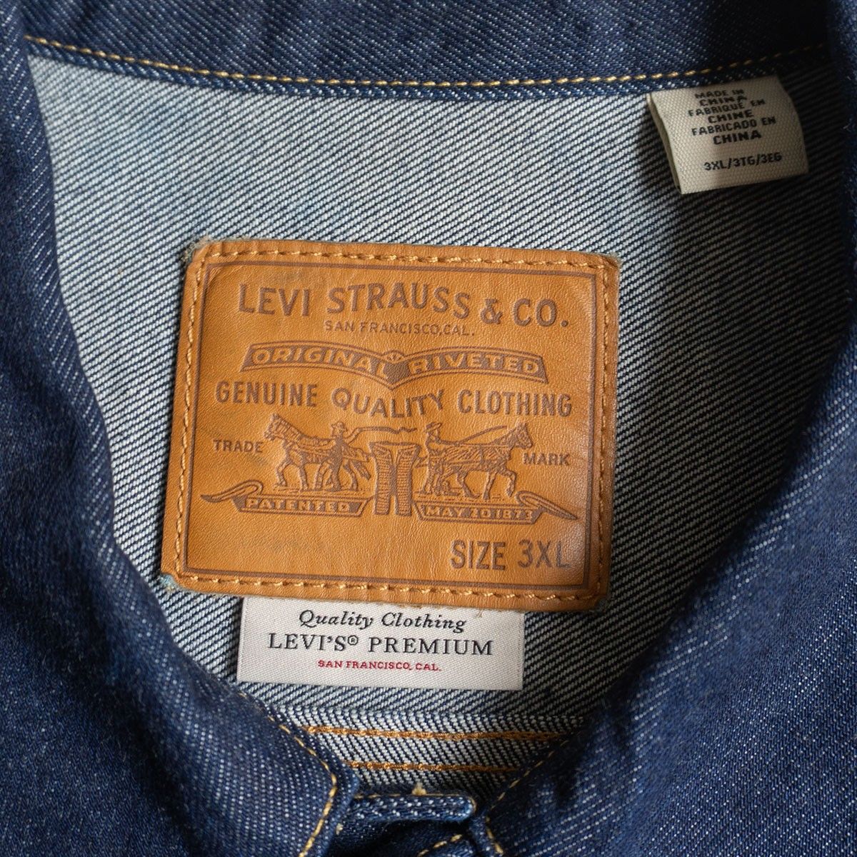 激安超安値 美品濃紺/ビッグサイズ】 LEVI'S トラッカー PREMIUM【セカンド ジャケット・アウター