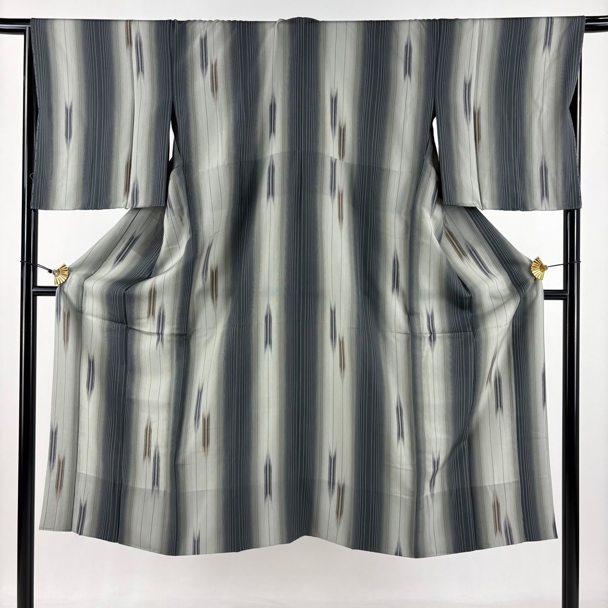 長襦袢 身丈133cm 裄丈67.5cm L 矢絣 縦縞 灰緑 正絹 秀品