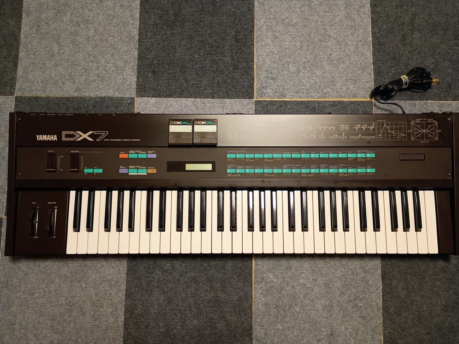 整備済・完動品】 YAMAHA DX-7 ハードケース 譜面台 坂本龍一ROM
