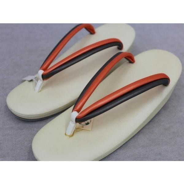 〔楽布特選〕99238wｚｔ 京都 伊と忠 製 草履 新古品