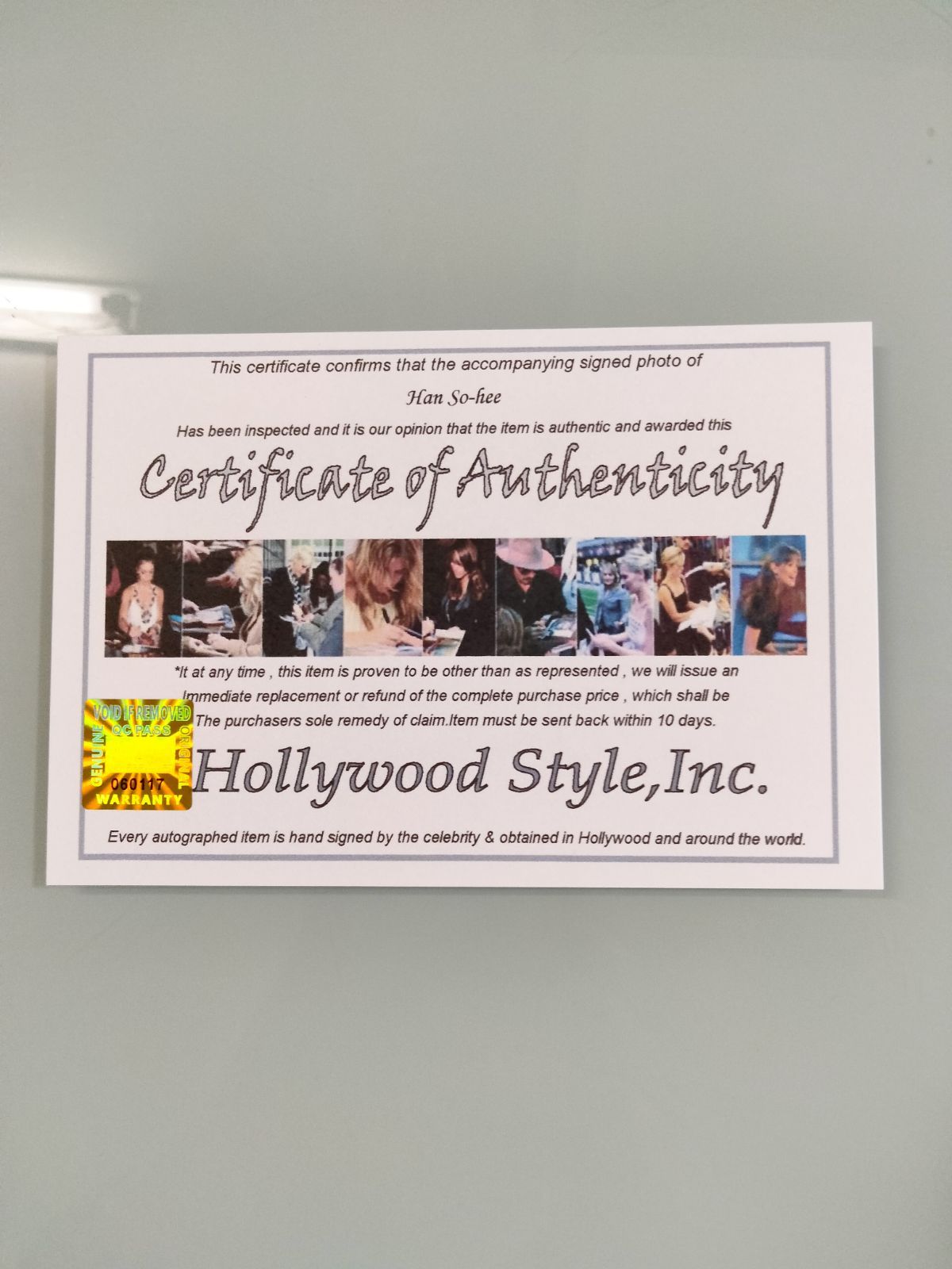 ハン・ソヒ直筆サイン入り2Lサイズ写真…Han So-hee …わかっていても