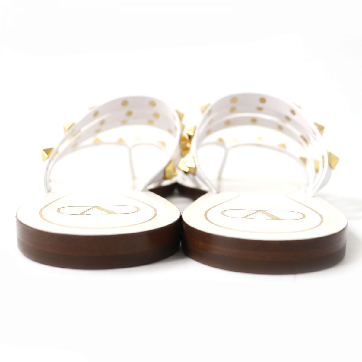 未使用品△ヴァレンティノ ガラヴァーニ ロックスタッズ付 フラット  