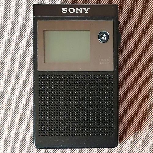 SONYシンセサイザーラジオ 充電器付きSRF-R356生産終了希少美品