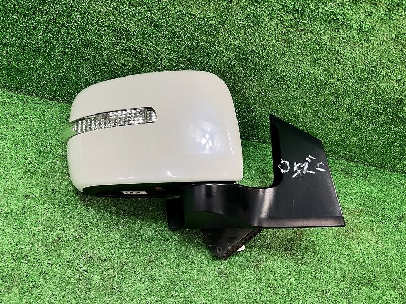 【送料無料】MH44S ワゴンR FZ 純正 左 ドアミラー ウインカー付 7ピン ZVH/白パール 84702-72M23/72M24 サイドミラー