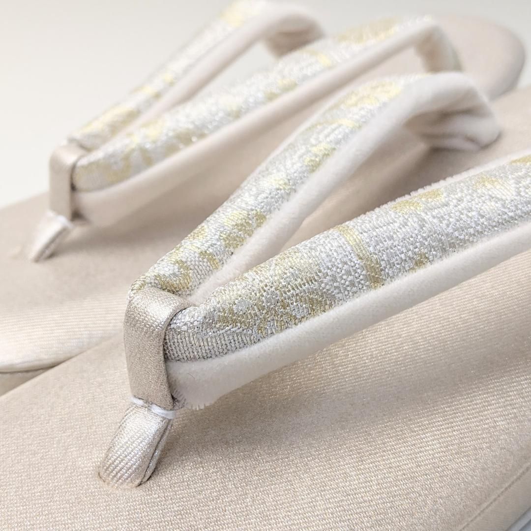 草履バッグセット 帯地 シルバー Sサイズ 紗織ブランド 振袖 フォーマル H1
