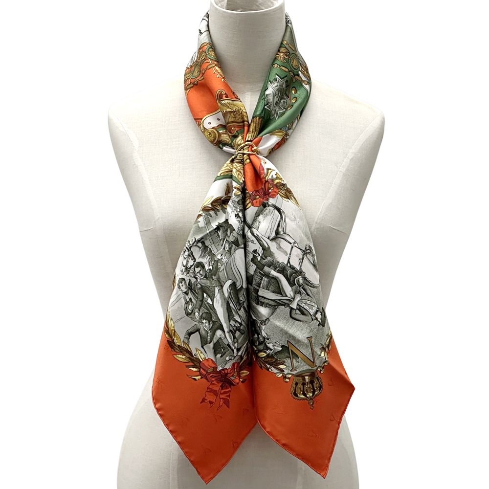 エルメス　カレ　シルク　スカーフ　80cm ナポレオン エルメス カレ90 NAPOLEON ナポレオン スカーフ シルク オレンジ