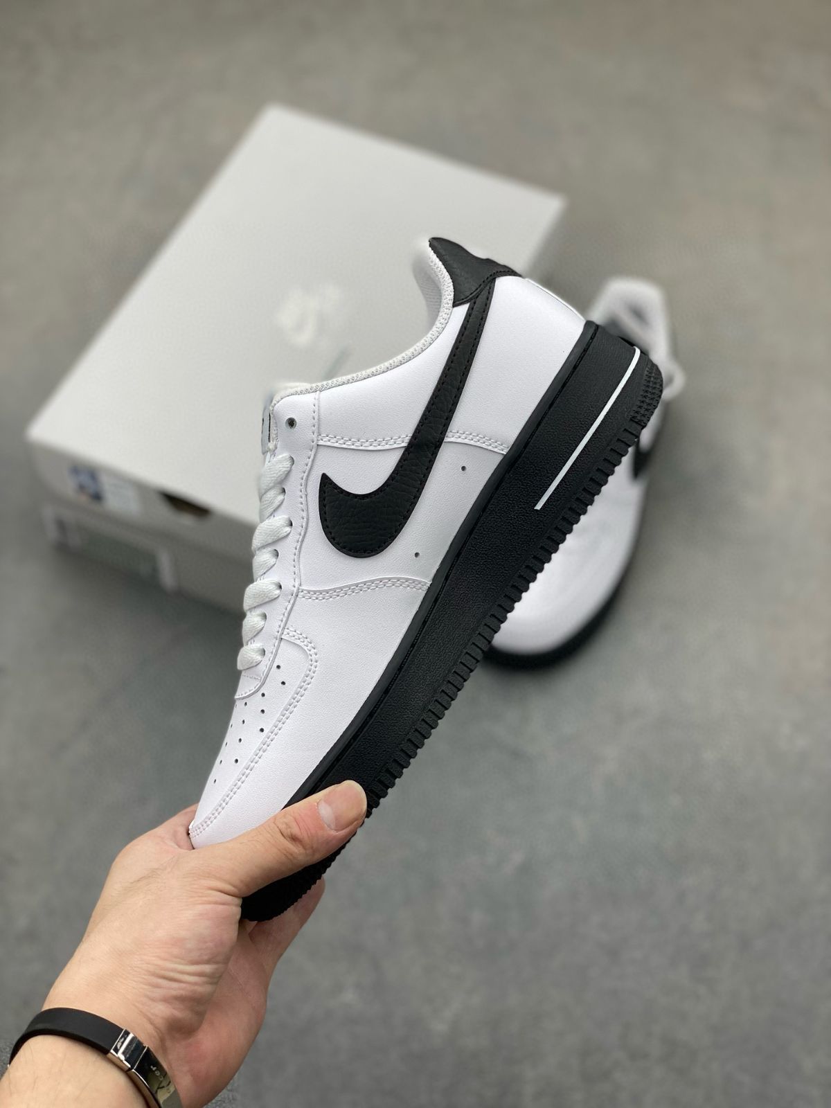 新品 エア フォース 1 07 AIR FORCE 1 07 white/black ck7663-101 スニーカー AF1 ホワイト ブラック 男女兼用