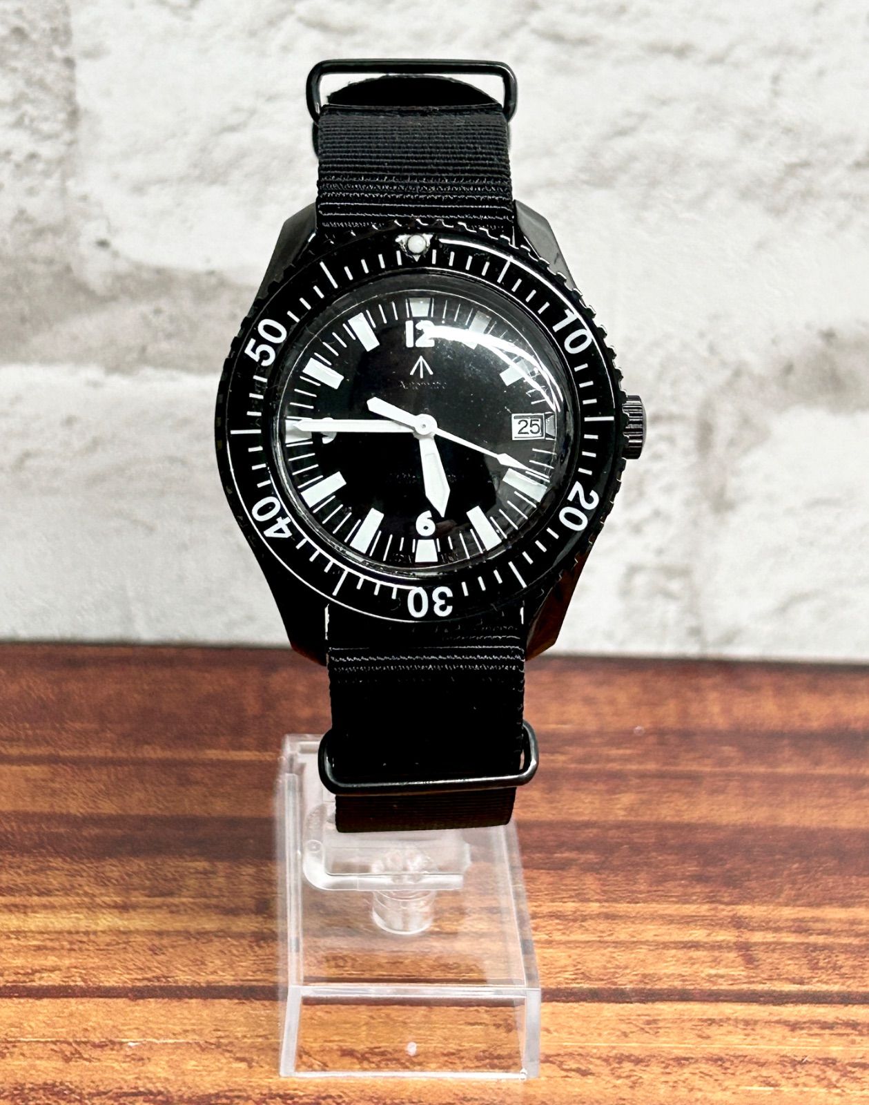 NAVAL MILITARY WATCH 自動巻きダイバー N.W.C NAVAL WATCH COMPANY ナバル・ウォッチ・カンパニー 自動