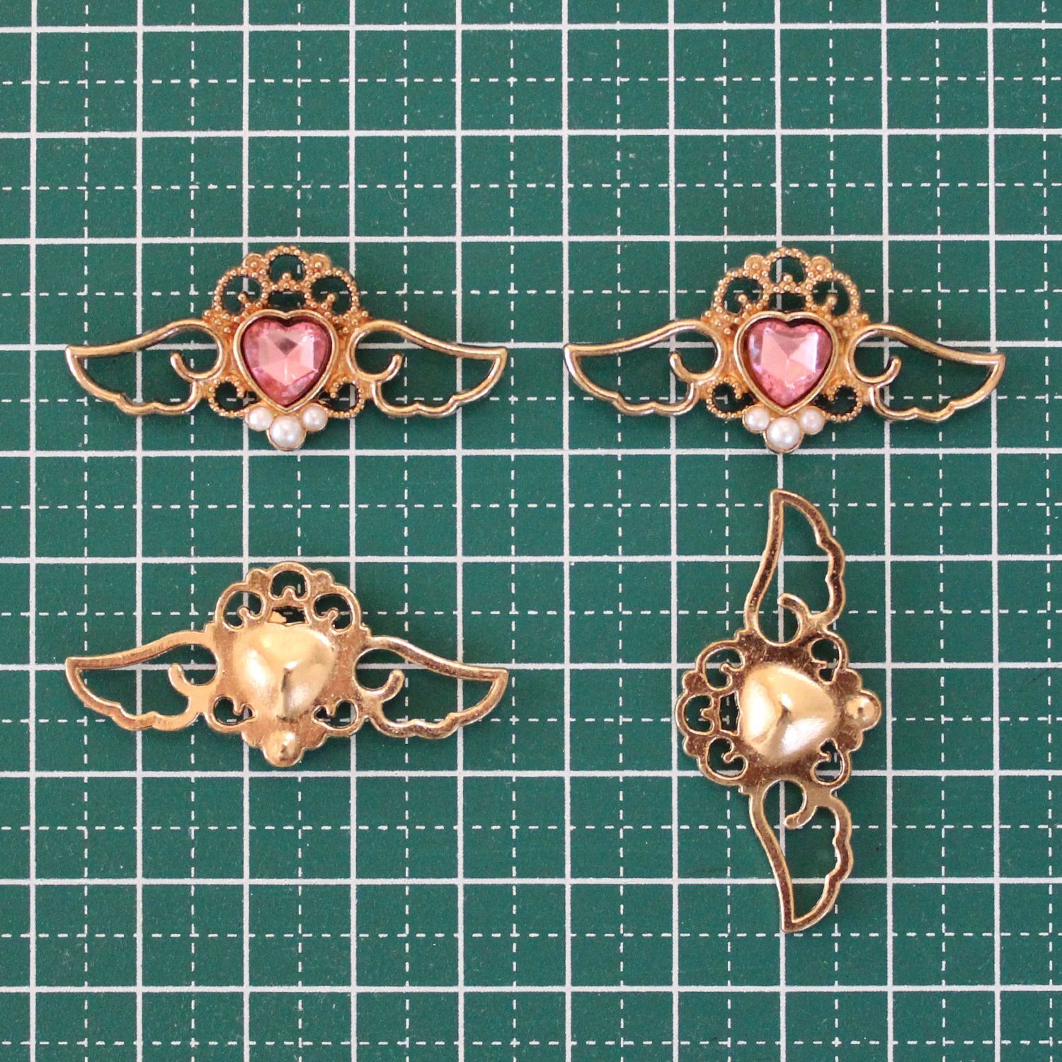 ハート羽チャーム】4個 ピンク KCゴールド ゆめかわ 羽 ハート