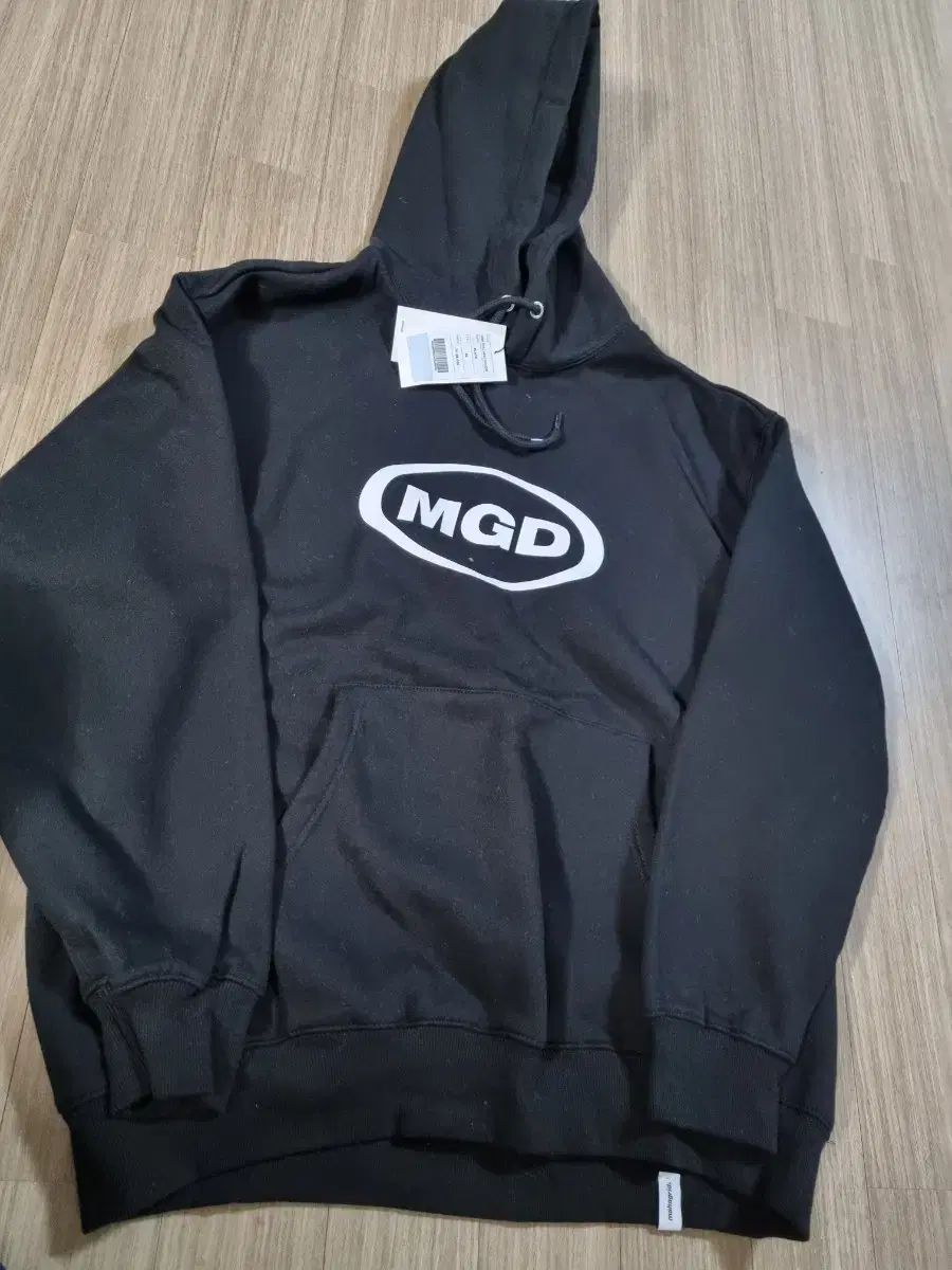 MAHAGRID(マハグリッド) フード付きTシャツ