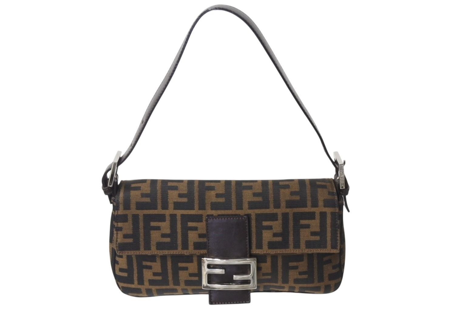 FENDI フェンディ マンマバケット ワンショルダーバッグ 26424 ズッカ柄 ブラウン キャンバス レザー シルバー金具 4b002045