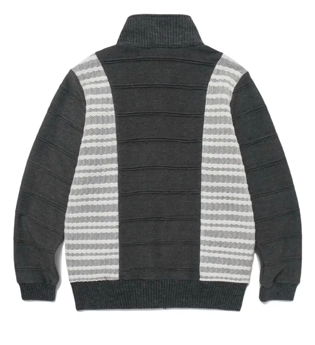 ハグユアースキン フラップ ニット ジップアップ チャコール