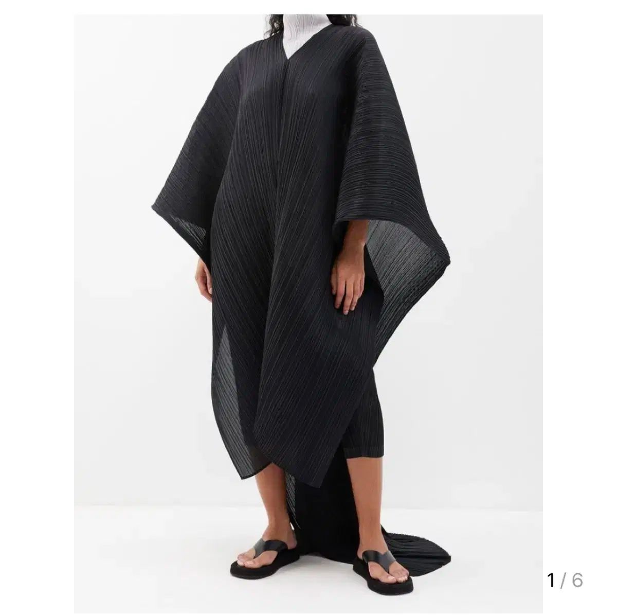 ISSEY MIYAKE(イッセイミヤケ) PLEATS PLEASE(プリーツプリーズ
