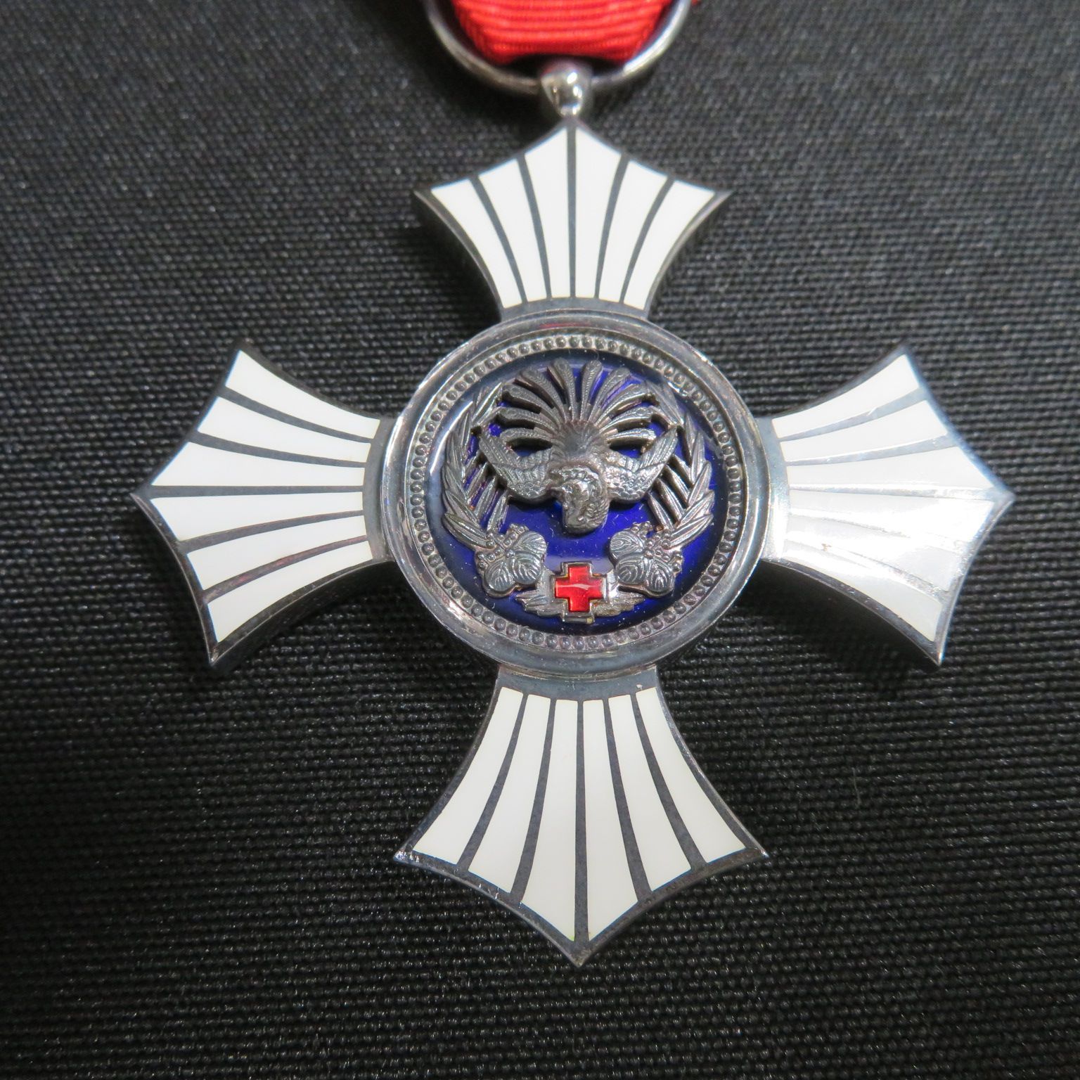 日本赤十字社 勲章 ケース付き ∠ 昭和二十一年｜銀色有功賞｜日本