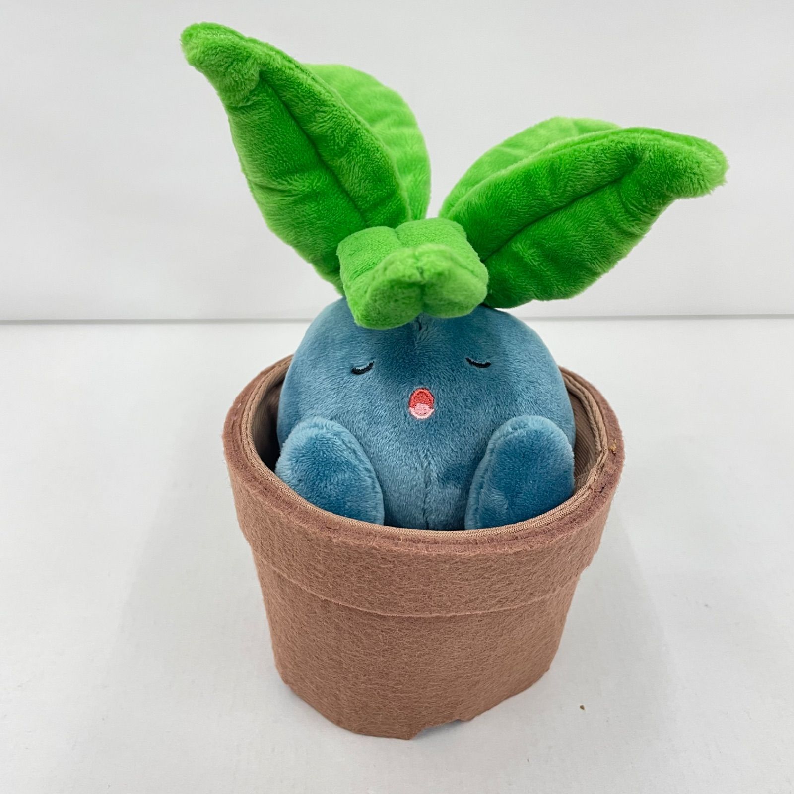 瀬戸店】Pokemon Grassy コレクション Gardening ナゾノクサぬいぐるみ