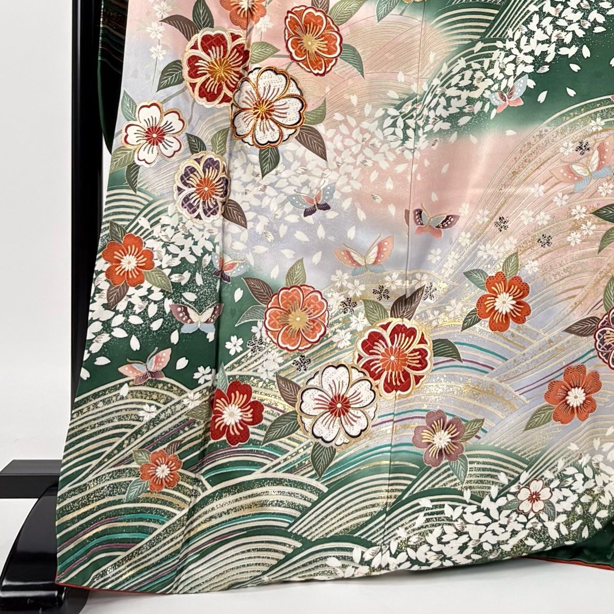 振袖 身長157-172cm 緑 正絹 振袖 身丈172cm 裄丈68.5cm L 袷 蝶 桜 金糸 金銀彩 緑 正絹