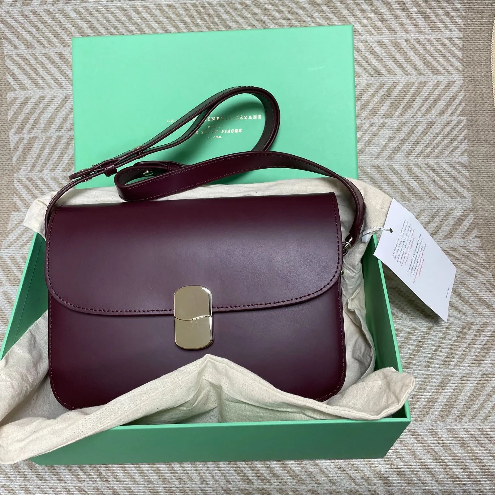 安心の関税込】セザンヌ☆素敵な レザー ショルダー バッグ