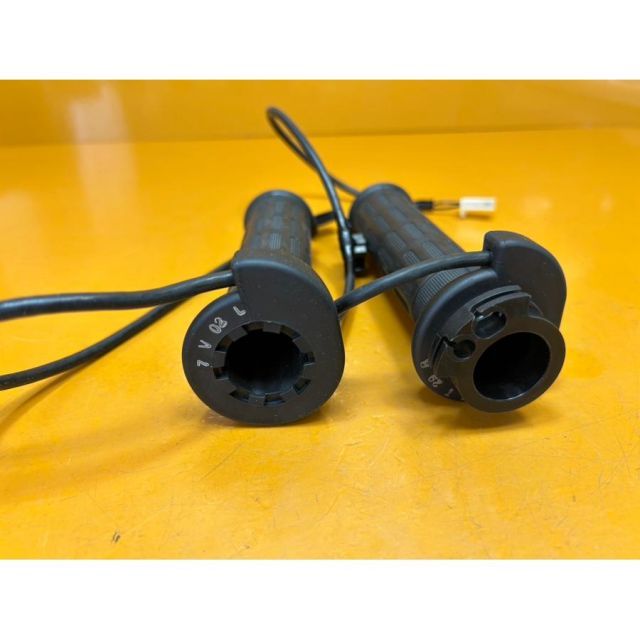 純正グリップヒーター