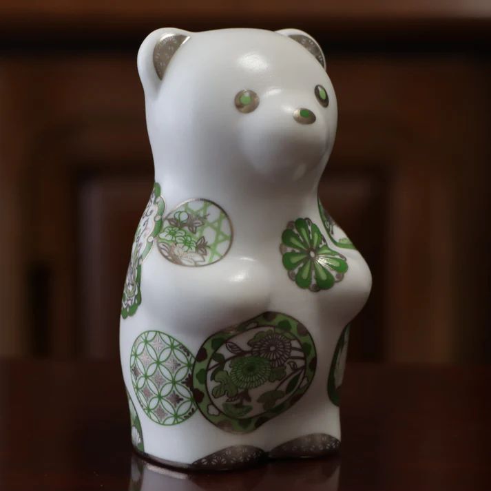 くまの置物 テディベアー 伊万里焼 九谷焼 磁器 クマ ベアー グリーン
