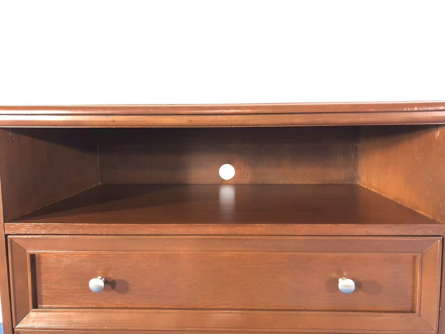 Thomasville AVキャビネット