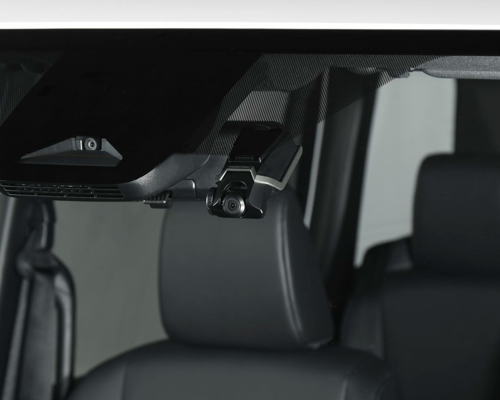 後続車両接近お知らせ機能搭載 GPS搭載