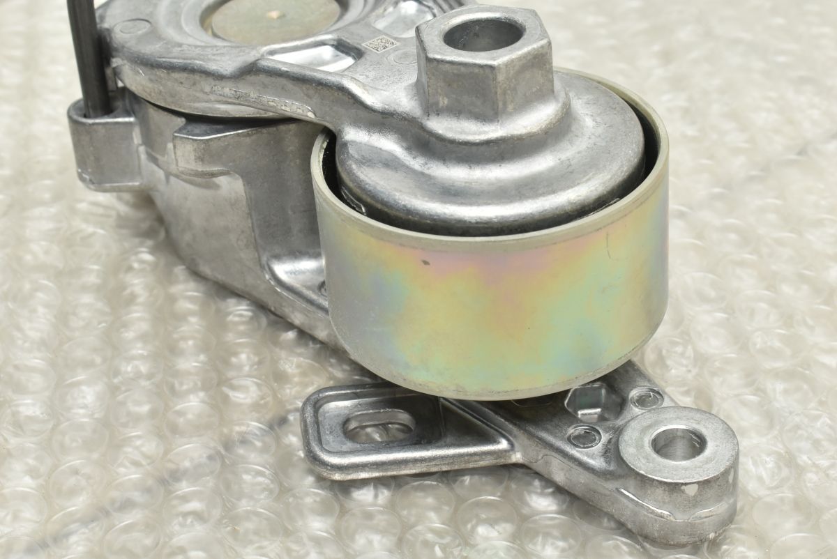 未使用品】スズキ 純正 Vベルトテンショナー 17540-63R40 ロワー側