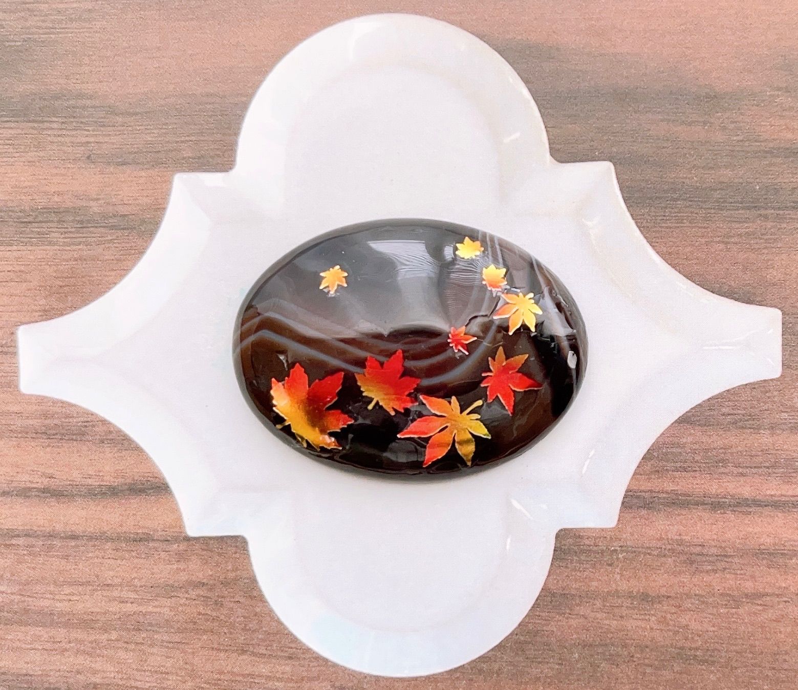 ☆〜 天然石 一点物 ブラウン縞瑪瑙 紅葉 帯留め 40×30〜☆ - メルカリ