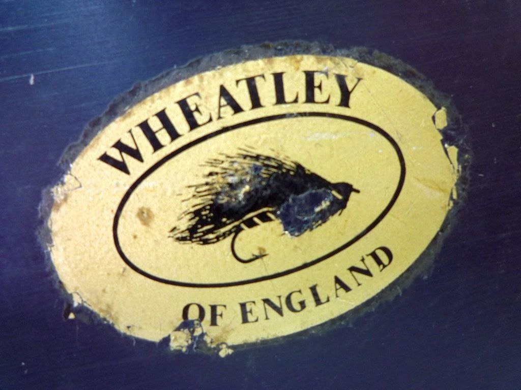 WHEATLEY ホイットレー イギリス製 英国 フライボックス入 疑似餌まとめてセット ドライフライ 大量 マテリアル レア 銘品 ヴィンテージ②