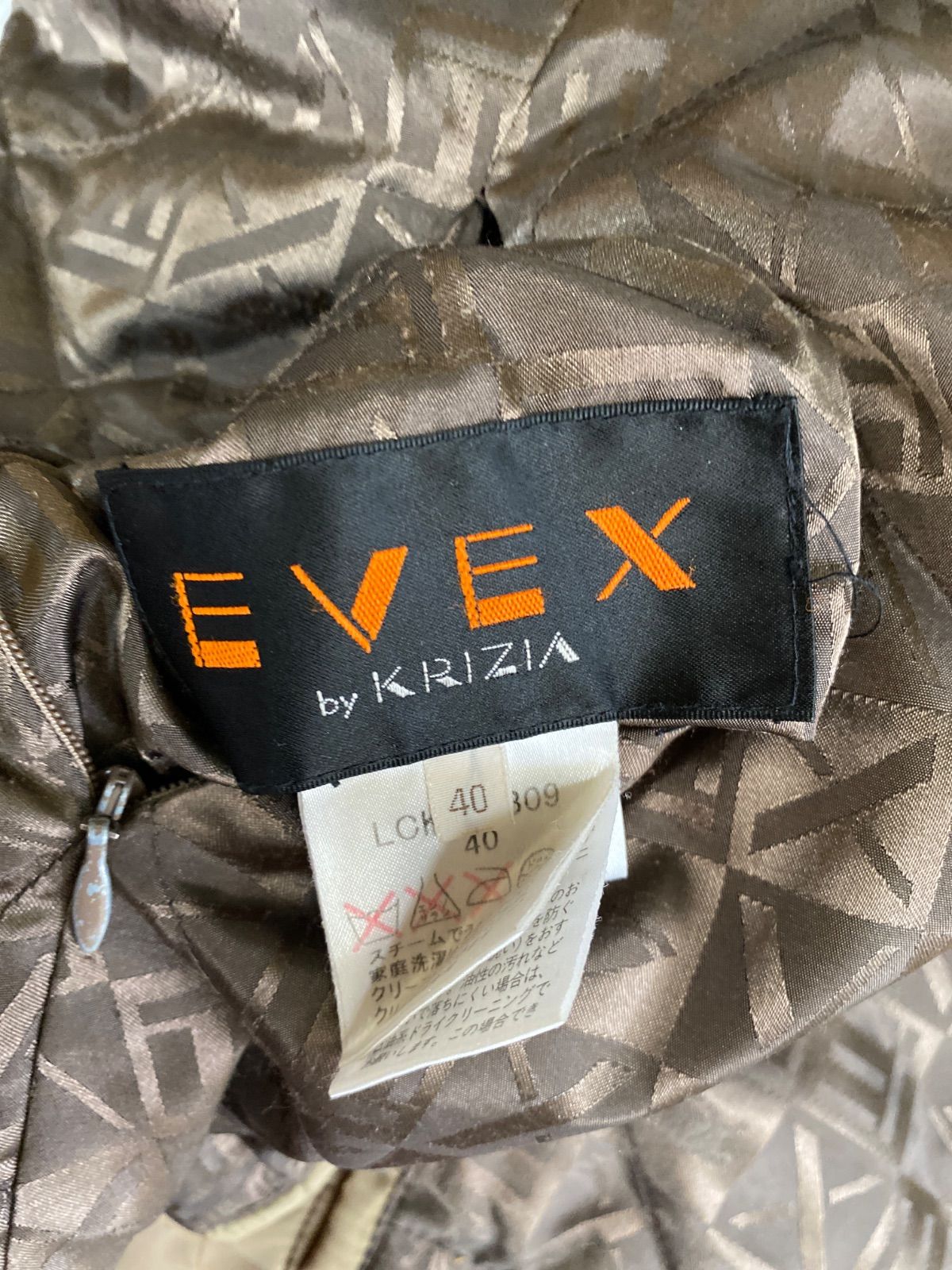 美品中古　AA ジャケット A【A18-43】◇ EVEX by KRIZIA 40サイズ ジャケット 茶色 総柄 - メルカリ