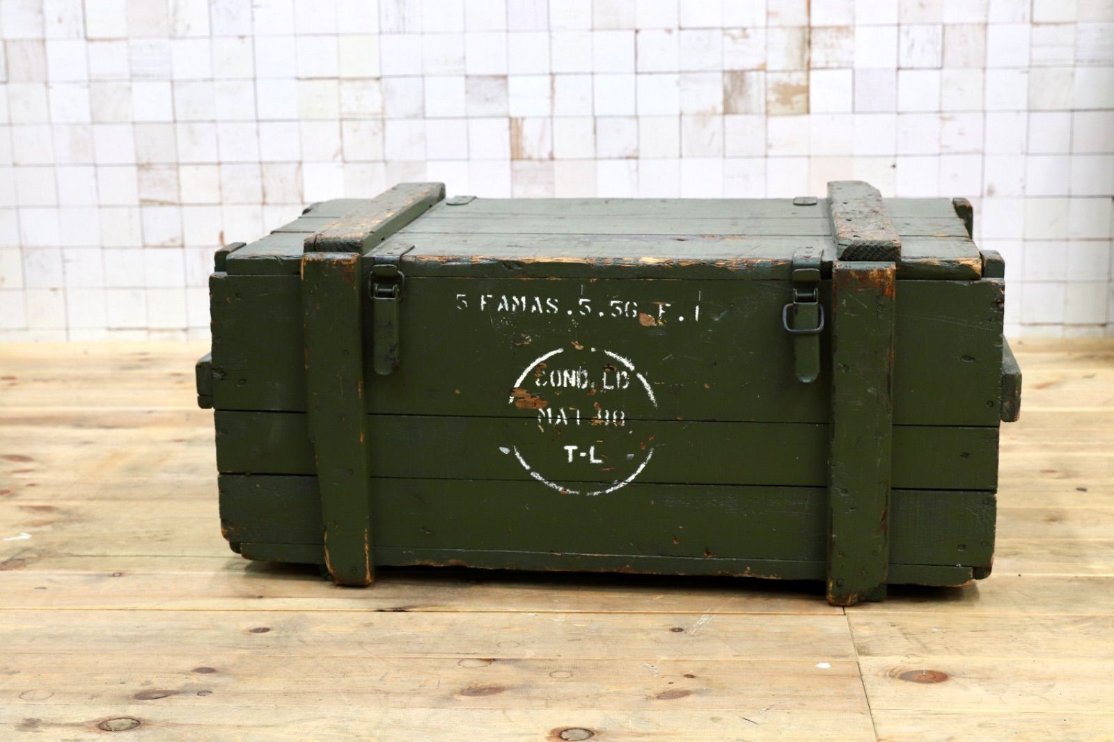 GMIK544○ミリタリー アンモボックス 弾薬庫 アンティーク ボックス 店舗什器 オブジェ