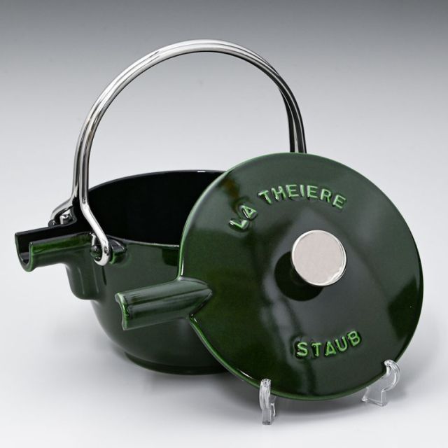 【お値下げ】STAUB　ラウンドティーポット　バジルグリーン　やかん ストウブ ラウンド ティーポット 丸型 やかん ケトル バジル