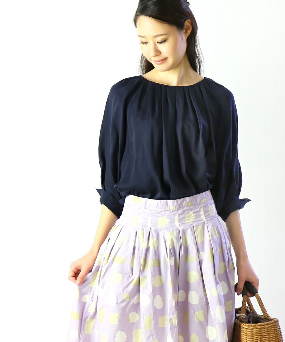 ベアトリス ギャザーブラウス ドルマンスリーブブラウス BEATRICE E13105  2019春夏 送料無料    レディース 女性 誕生日プレゼント ギフト 正規品 新品 ベアトリス BEATRICE スパンキュプラサテン 長袖 ギャザーブラウス