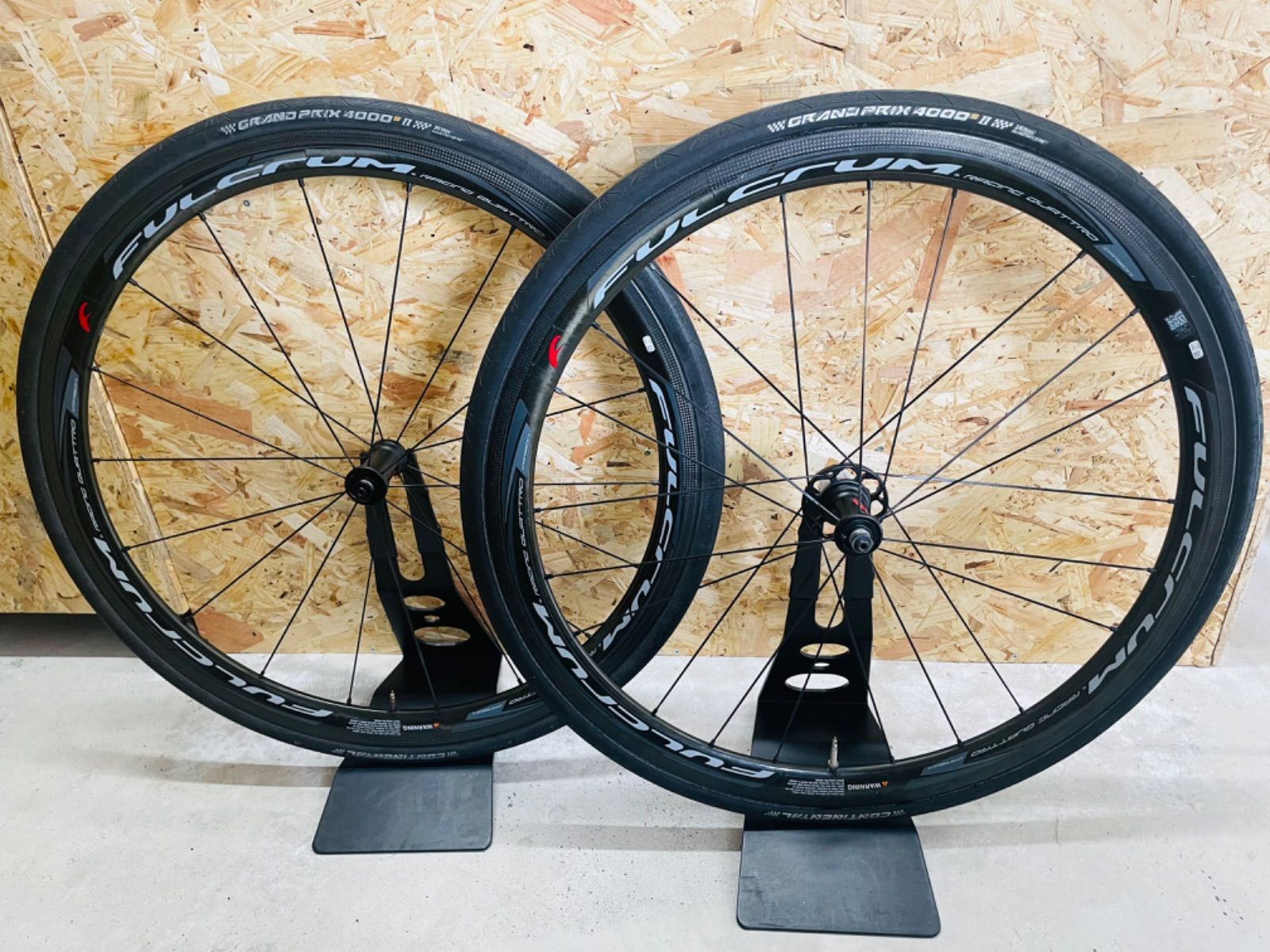 フルクラム クアトロカーボンFulcrum Quattro Carbon FULCRUM RACING