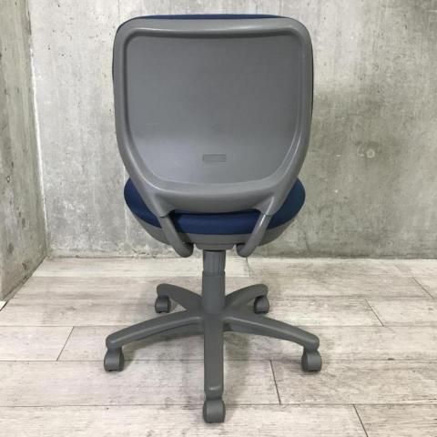 オカムラ okamura