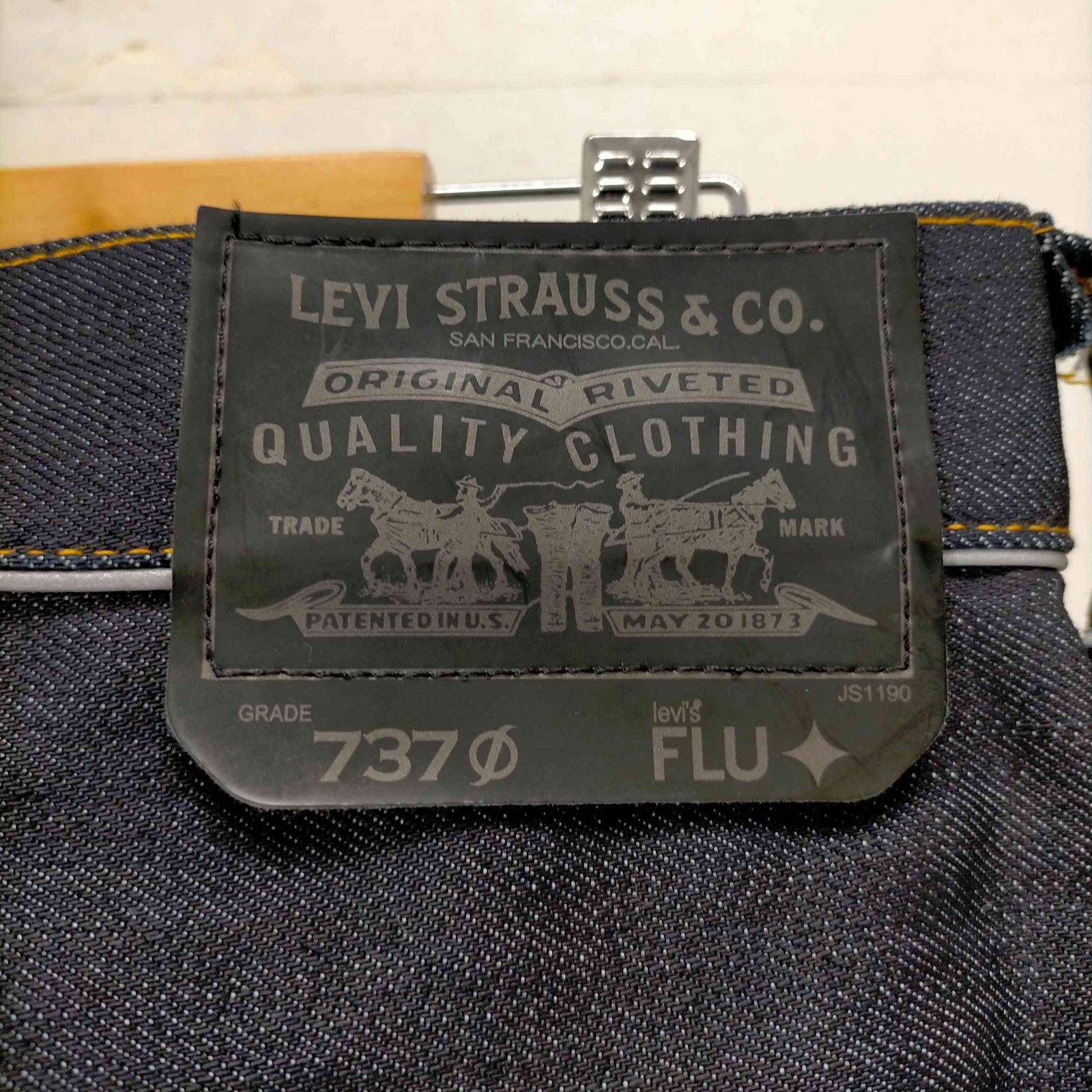リーバイス Levis FLU 7370 デザインデニムパンツ メンズ US：34-35 